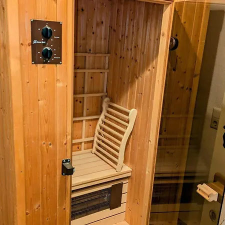 Semesterbostad Guenther 92qm Waren (Mueritz)